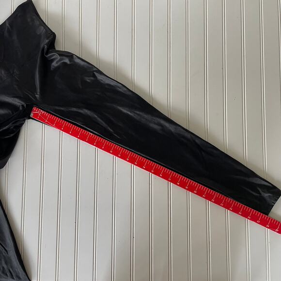 Spanx Size XL Faux Leather Leggings Size XL - Picture 9 of 10